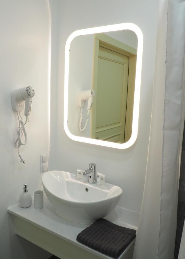 Sveciu Namai Zara Hotel Tytuvenai ภายนอก รูปภาพ