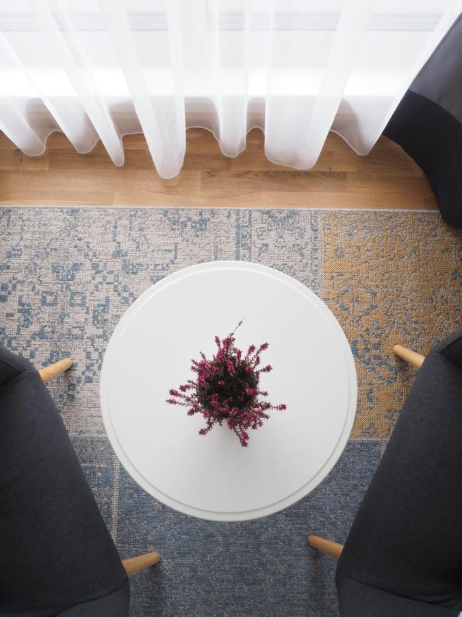 Sveciu Namai Zara Hotel Tytuvenai ภายนอก รูปภาพ