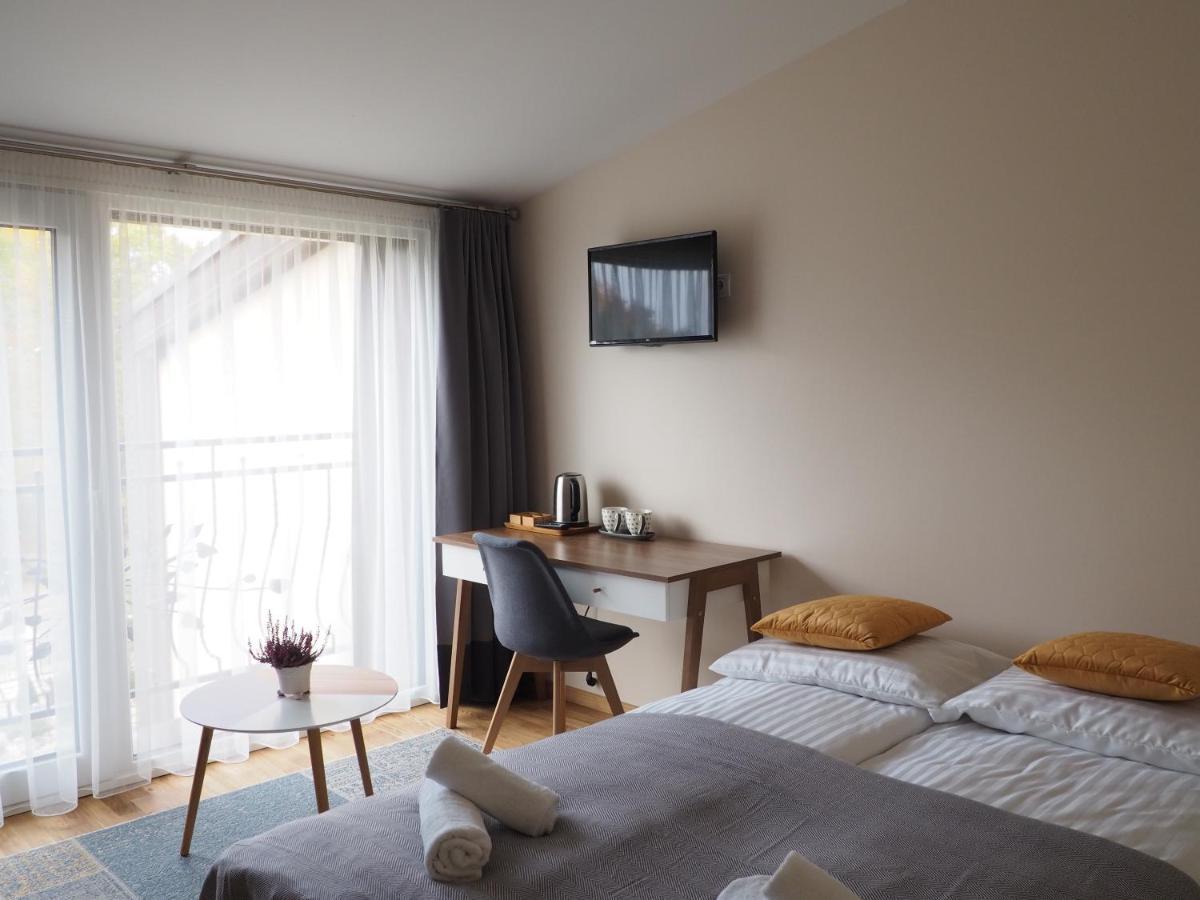 Sveciu Namai Zara Hotel Tytuvenai ภายนอก รูปภาพ