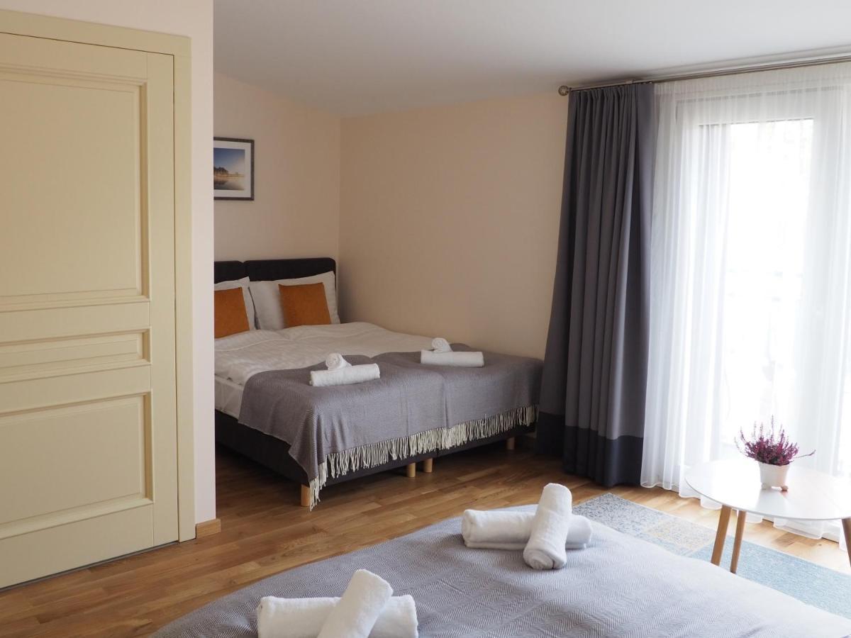 Sveciu Namai Zara Hotel Tytuvenai ภายนอก รูปภาพ