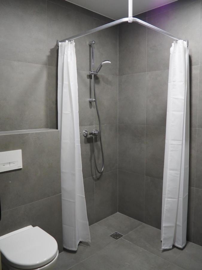 Sveciu Namai Zara Hotel Tytuvenai ภายนอก รูปภาพ